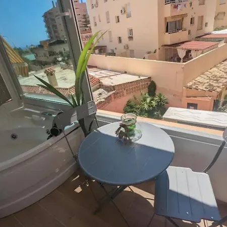 Moderno Estudio Con Jacuzzi Privado Y Piscinas! Torremolinos