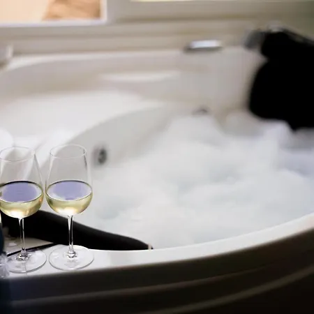 Moderno Estudio Con Jacuzzi Privado Y Piscinas! * Torremolinos